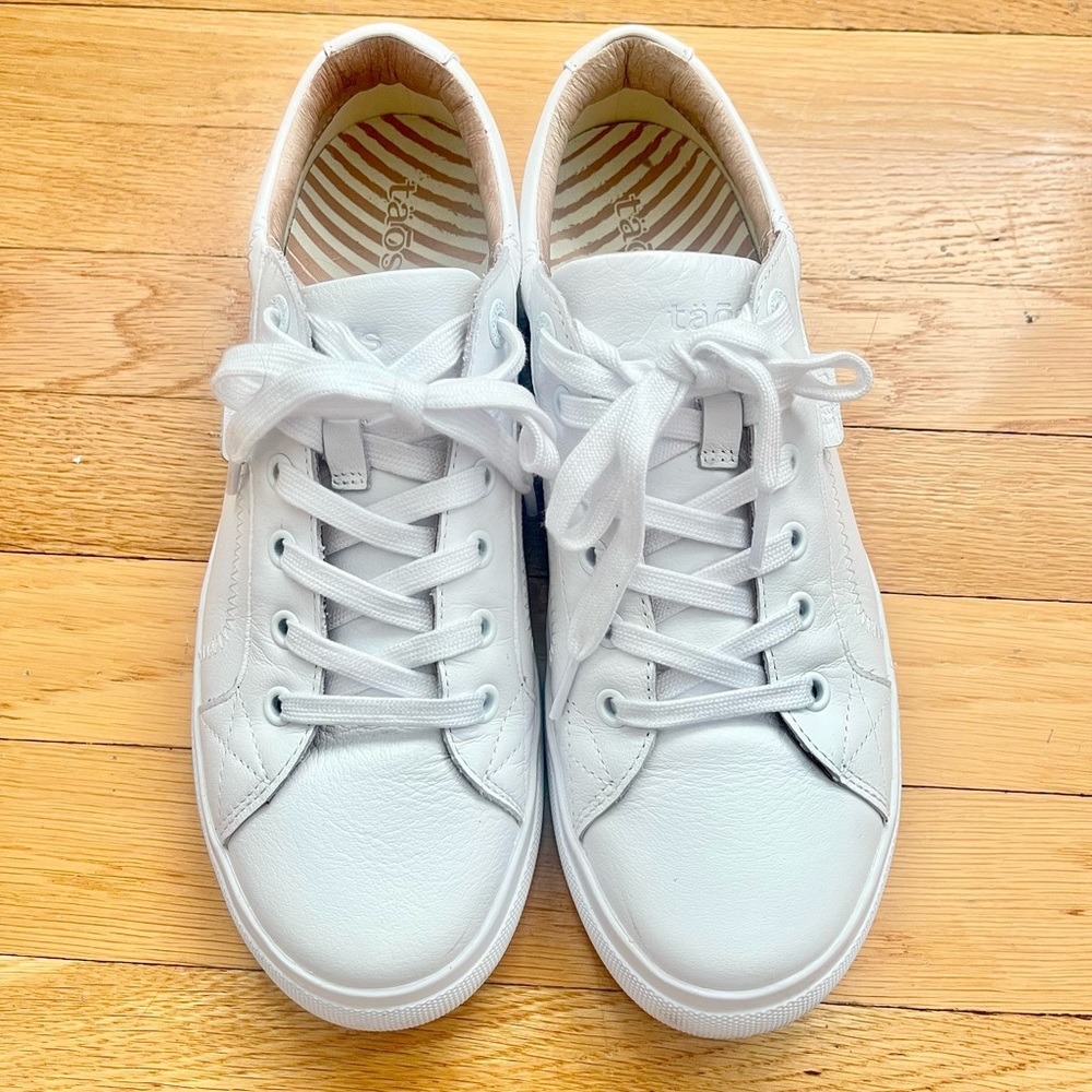 Taos Plim Soul Lux White Sneaker Size 9.5